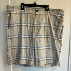 Tommy Bahama Men’s Performance Golf Shorts Plaid Pockets Size 40